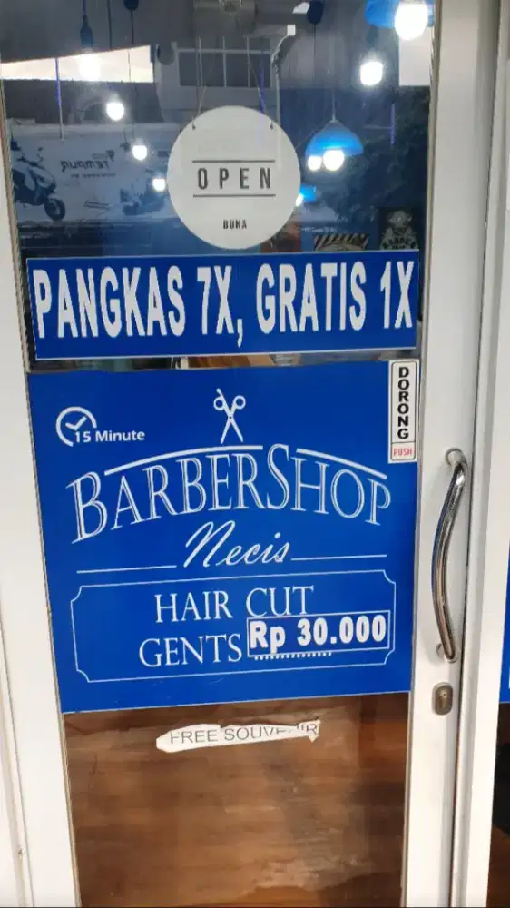 LOWONGAN KAPSTER NECIS BARBERSHOP - Gaji hingga 10 Juta