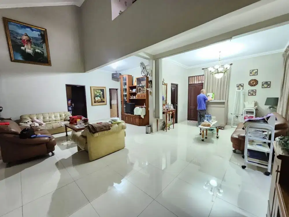 A207 Jual Murah Rumah Besar di Modernland Cikokol Gading Serpong