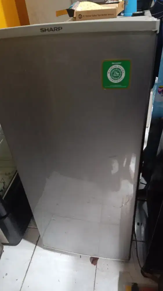 Frezzer Kulkas Sharp 2nd