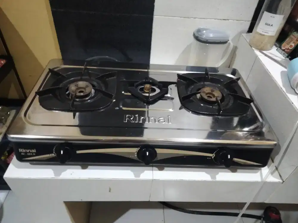 KOMPOR RINNAI 3 TUNGKU (USED-LIKE NEW)
