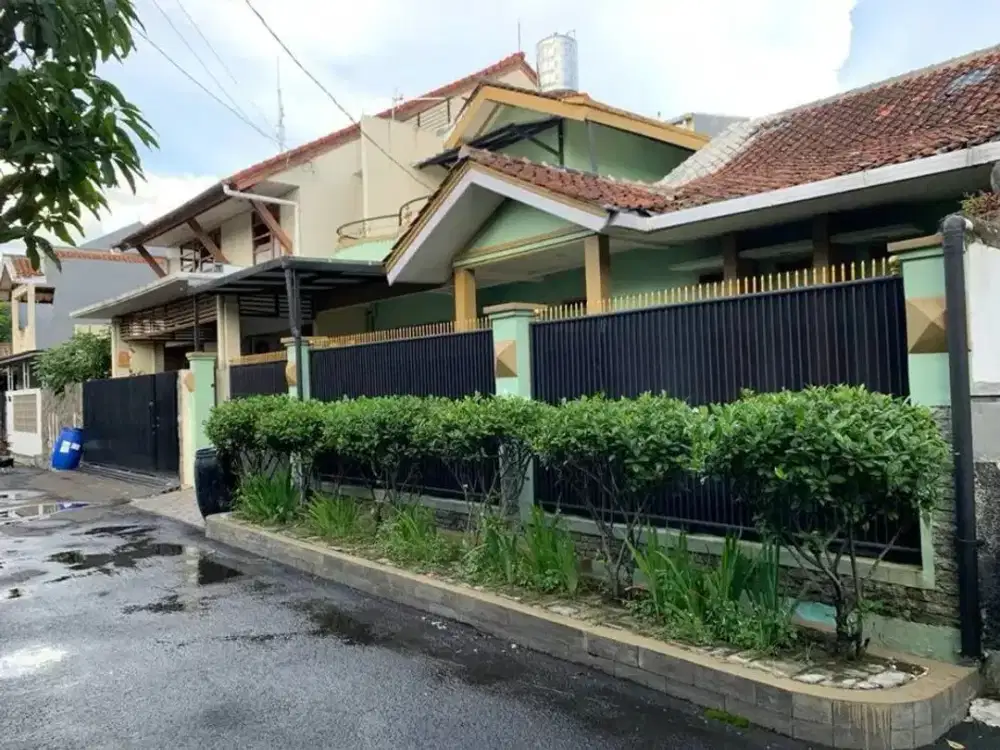 rumah siap huni dalam kondisi semi-furnished di kawasan populer Margahayu Raya, Bandung