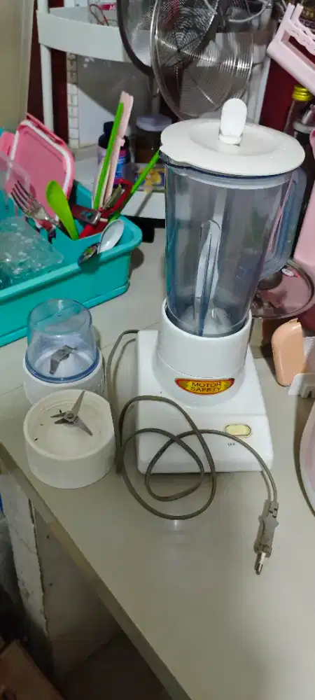 Blender kondisi hidup