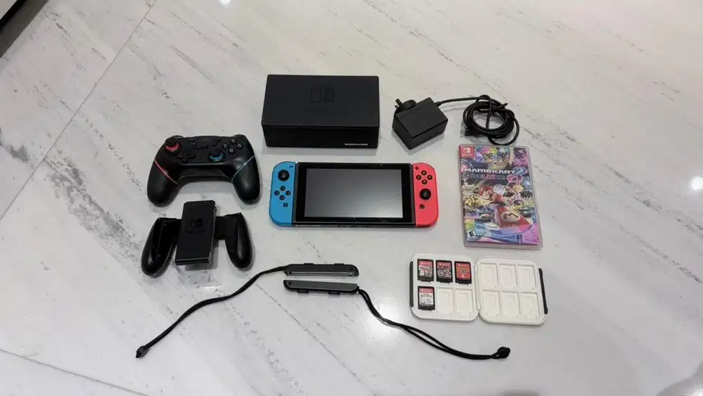 Nintendo Switch V2 Fullset Mulus Like New - Free Games - No Minus