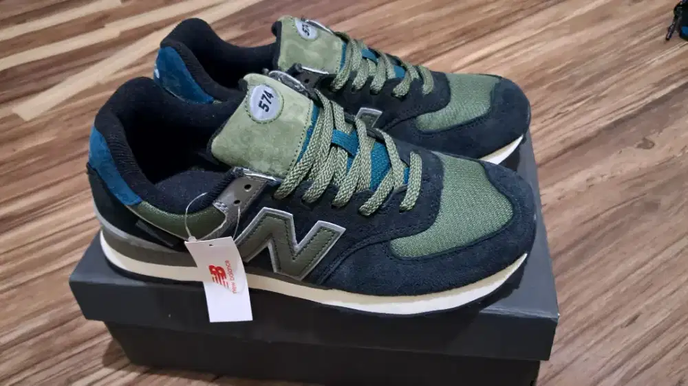 SEPATU NEW BALANCE 574 SIZE 41  SERIES CORDURA