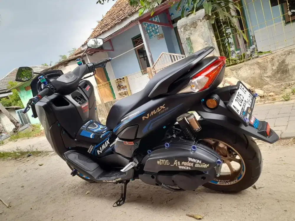 Jual motor untuk biaya darurat