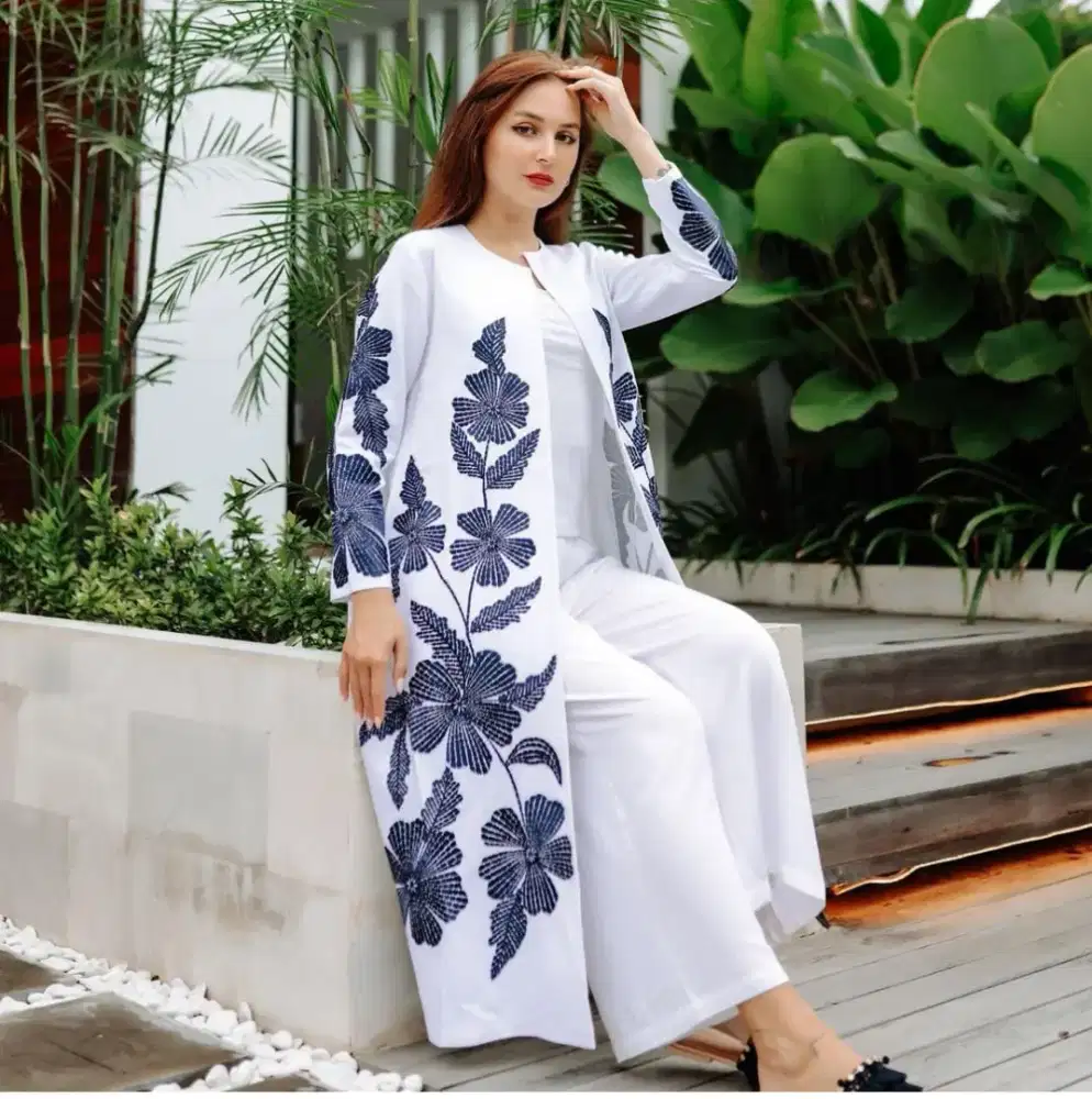 Di cari tukang finishing