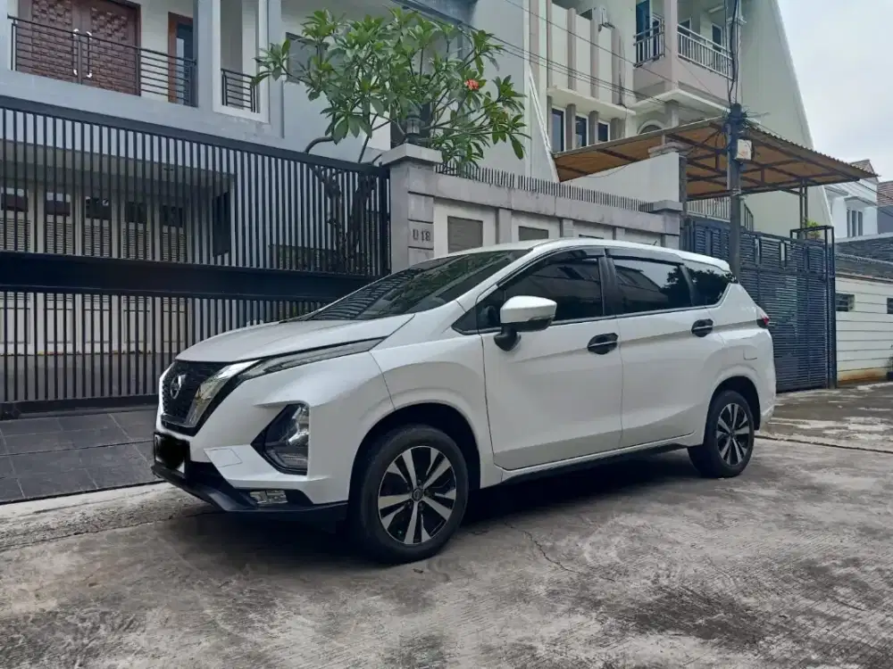 Nissan LIVINA VE AUTOMATIC 2021 BL 4 ( LOW KM 40 Rb-an ASLI/ ORIGINAL)