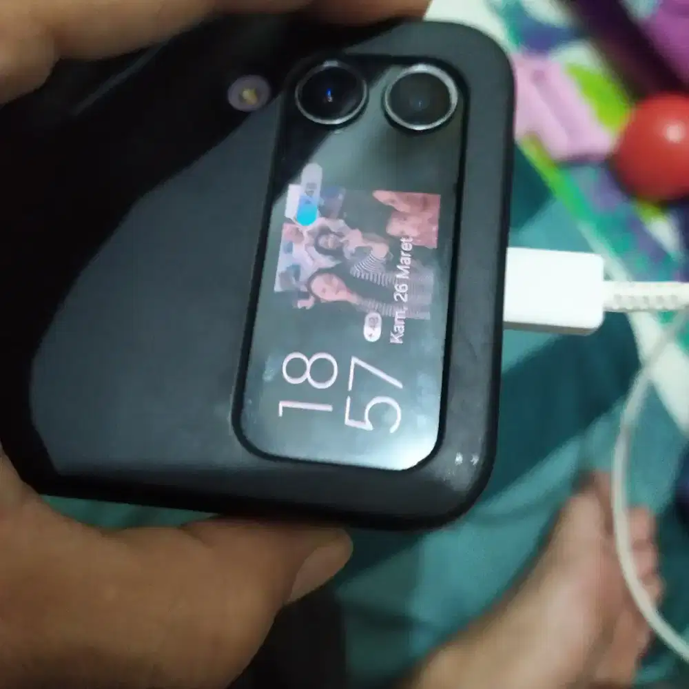 Samsung Z flip4 8/256