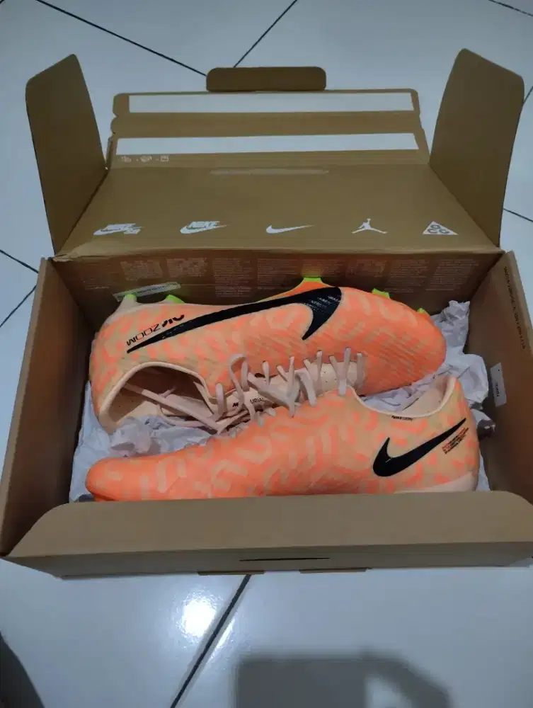 Sepatu bola Nike Vapor 15 Academy Original