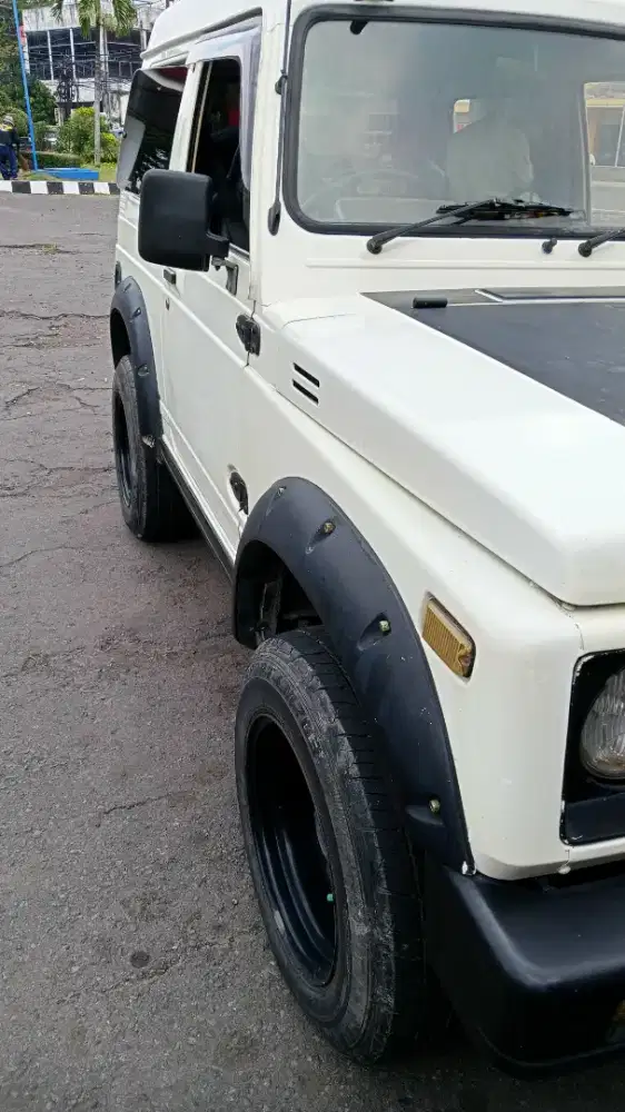 Jual Suzuki jimny 87 power steering pjk hidup plat L Manyar