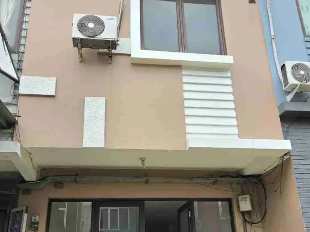 Ruko 2 Lantai LB 90 Siap Pakai Di Legenda Wisata Cibubur