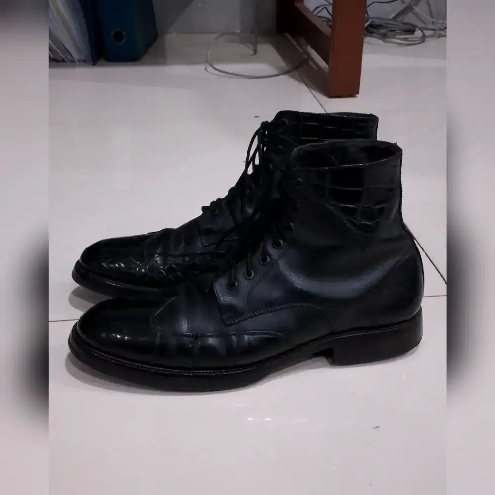 Sepatu Boots kulit unbrand size 43 original untuk touring outdoor