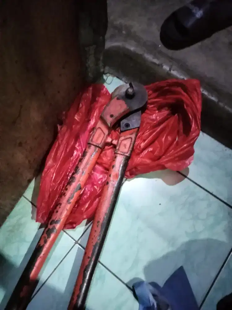 Pemotong Sling kawat/kabel