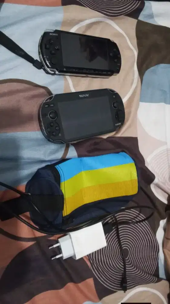 PS Vita bekas pemakaian