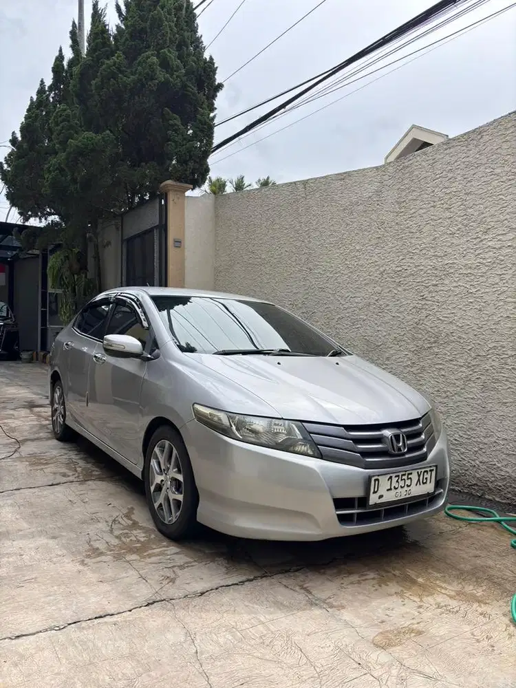 Honda city E at 2009 silver