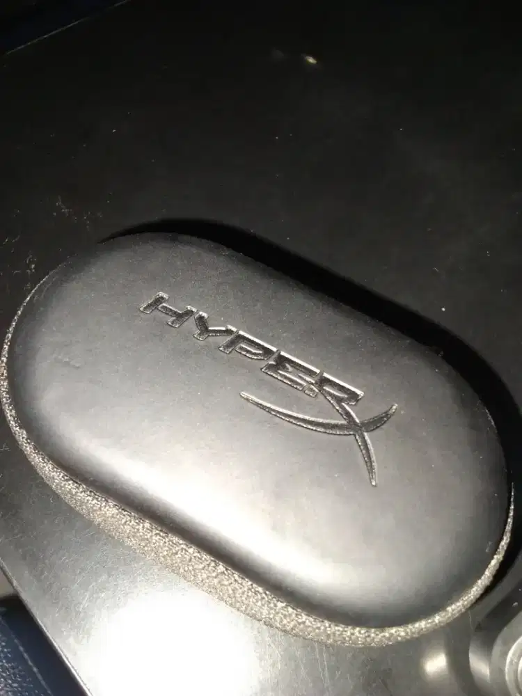 Hyperx Earbuds, Rexus Aether, G102