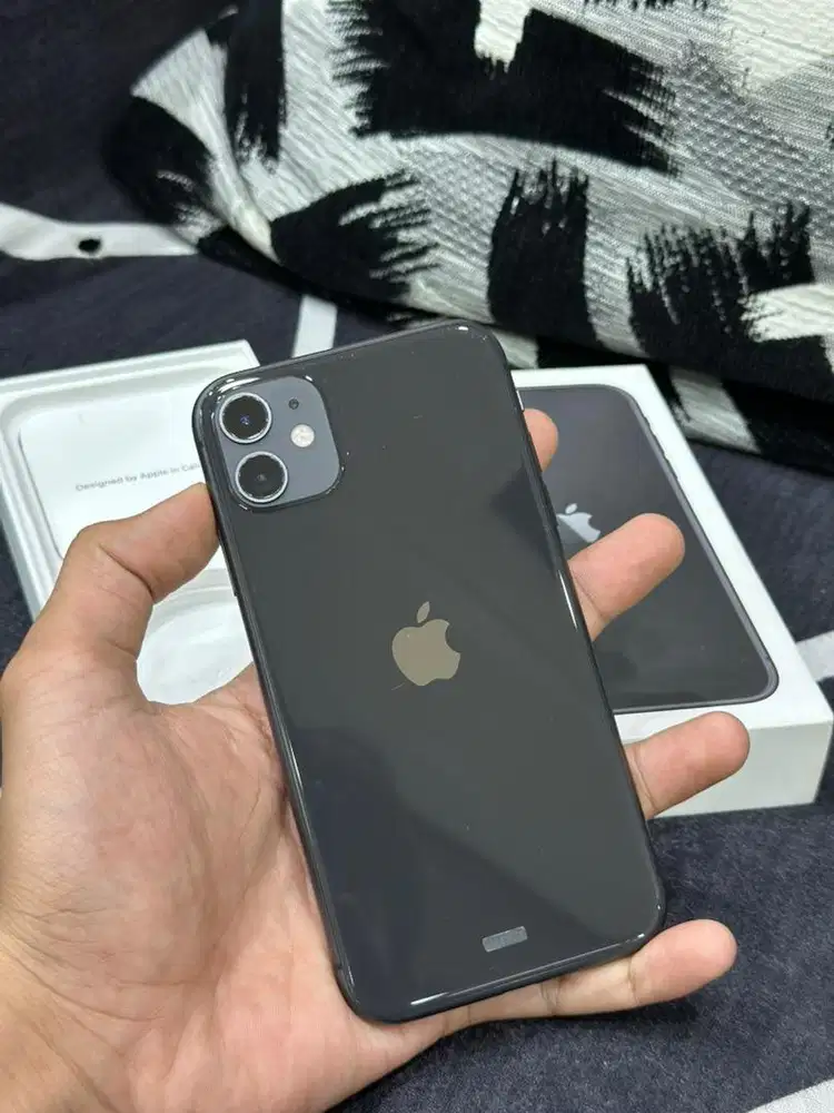 iPhone 11 64Gb iBox