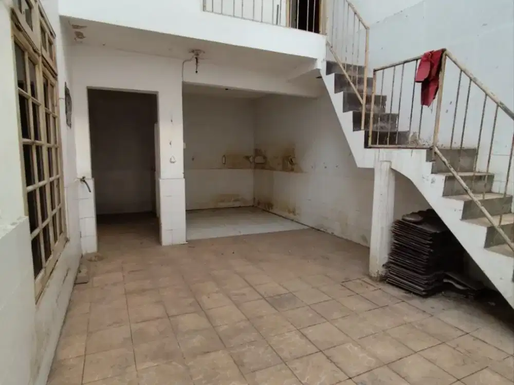 DIJUAL RUMAH TAMAN PONDOK INDAH - HITUNG TANAH