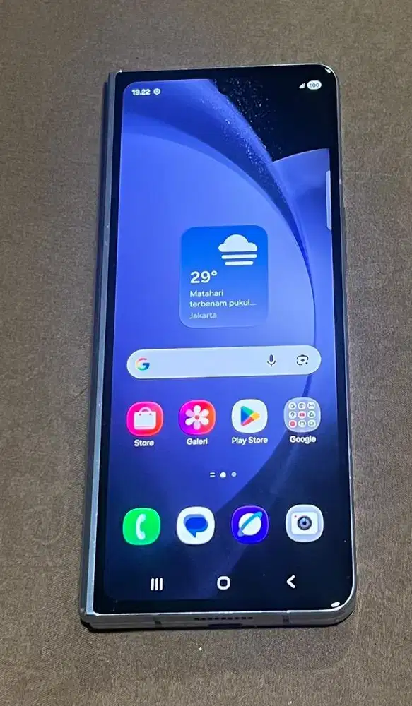 Samsung Galaxy Z Fold 5
