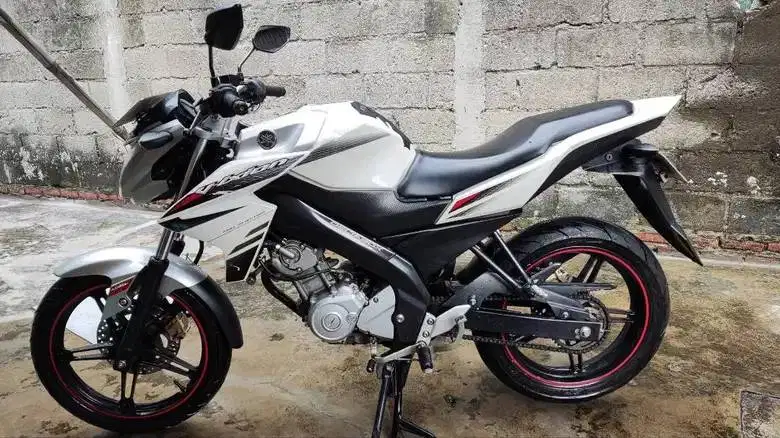 Yamaha Vixion tahun 2015 Putih/White