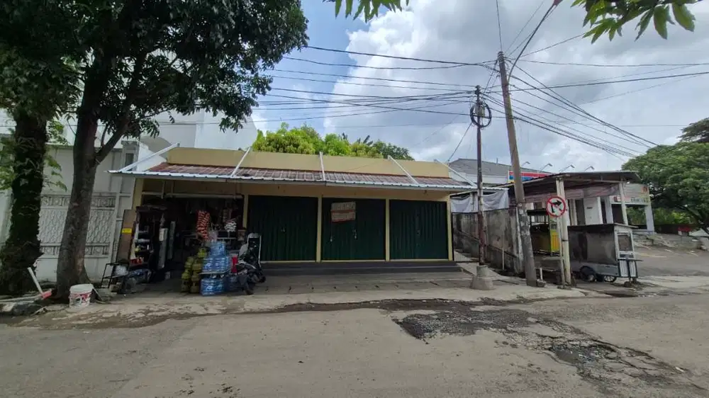 Dikontrakan Kios Strategis dan Ramai di Villa Inti Persada, Pamulang