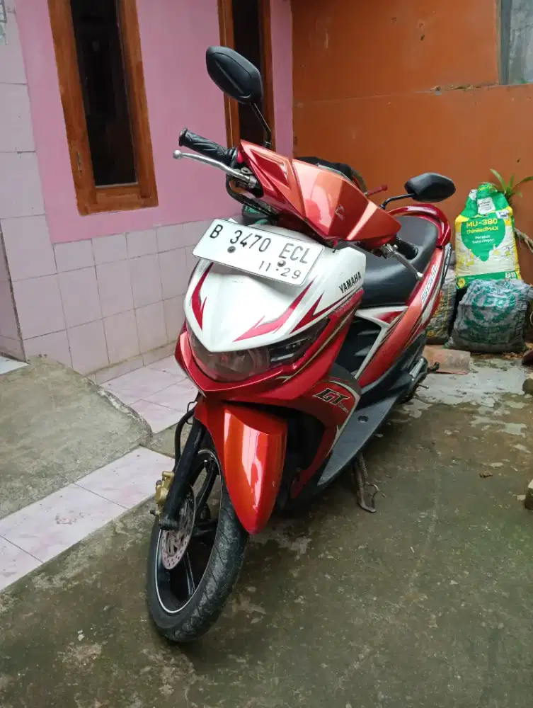 Mio smile 2009 hijau