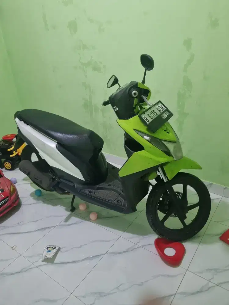 Jual Beat Hijau Putih 2013 Normal Surat Lengkap