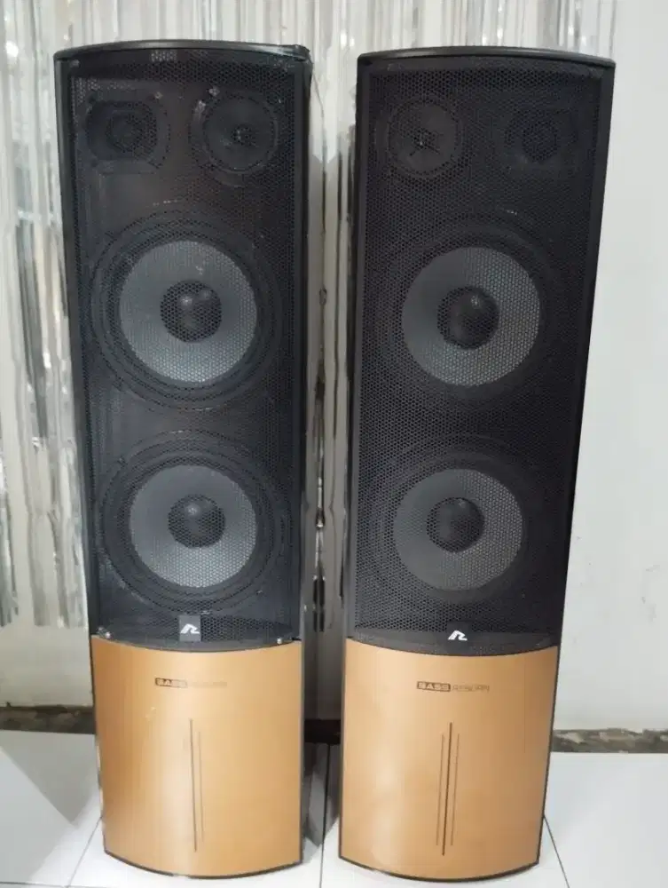Speaker bluetooth roadmaster bass 28 reborn.
