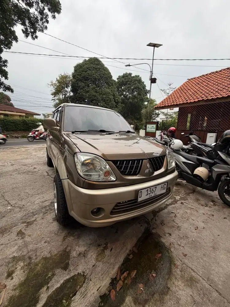 Mitsubishi Kuda 2006 Bensin