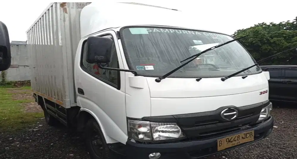 41rbKM+banBARU MURAH CDE Hino Dutro engkel 115 SD box besi 2022 bok
