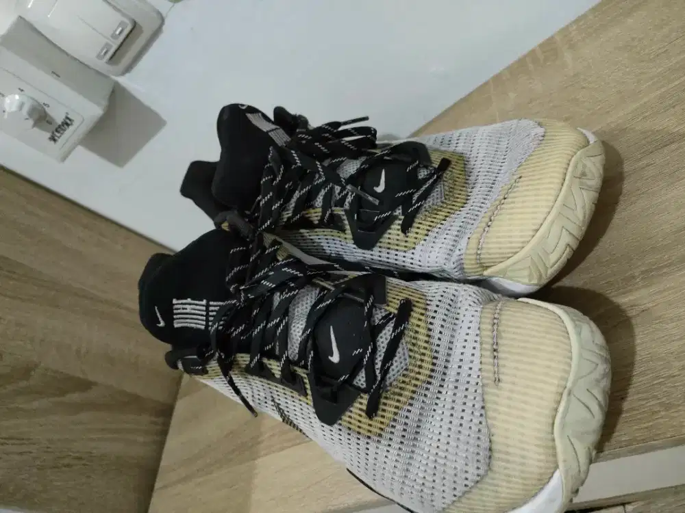 Nike Air Max Impact 3 Second Sz 44