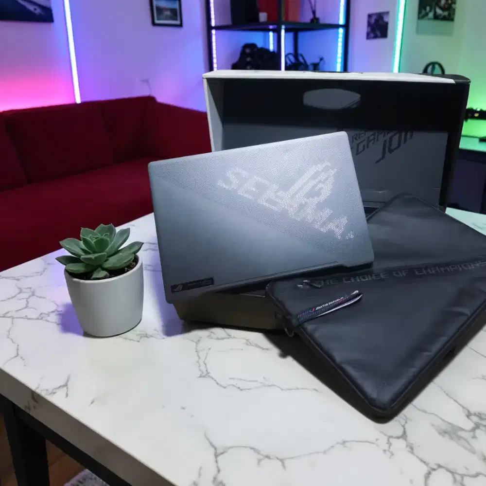 ASUS ROG ZEPHYRUS G14 ANIME MATRIX GA401IV-222 RYZEN 9 RTX