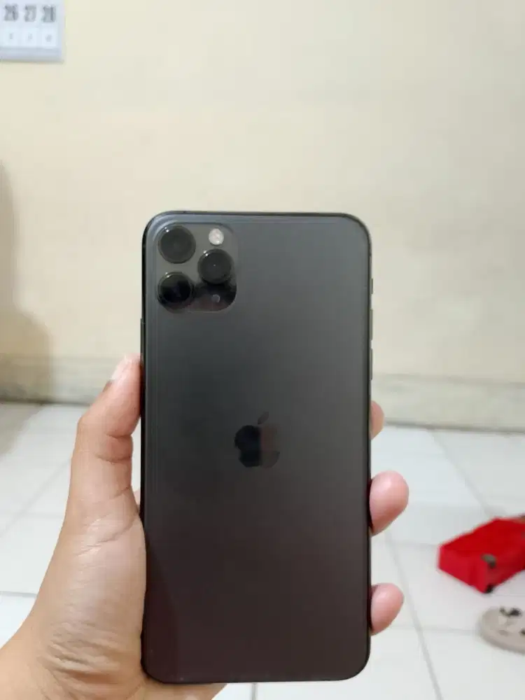 Iphone 11promax 256gb second resmi kemenperin