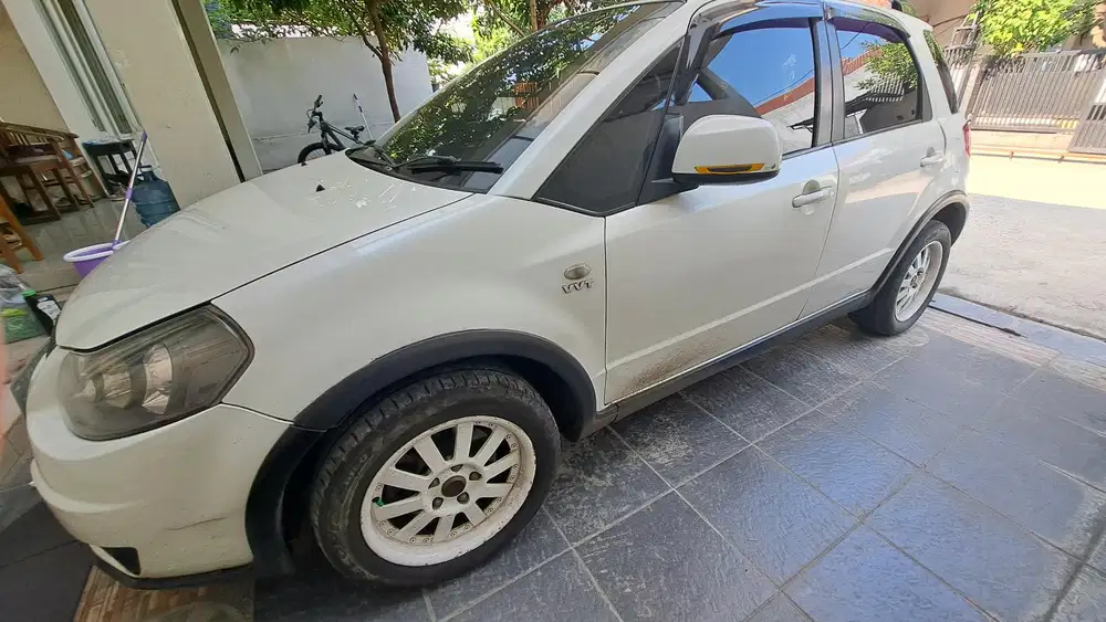 Suzuki SX4 2010 Bensin