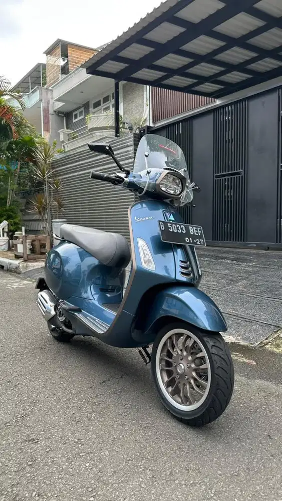 Vespa sprint 10 anniversary TFT display km 800an