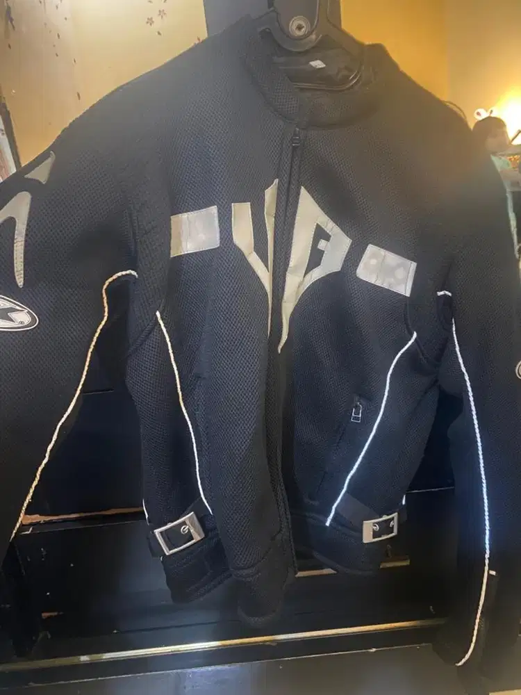 Jaket motor merk ink