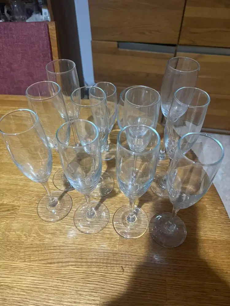 Selling Glasses as shown on the pictures