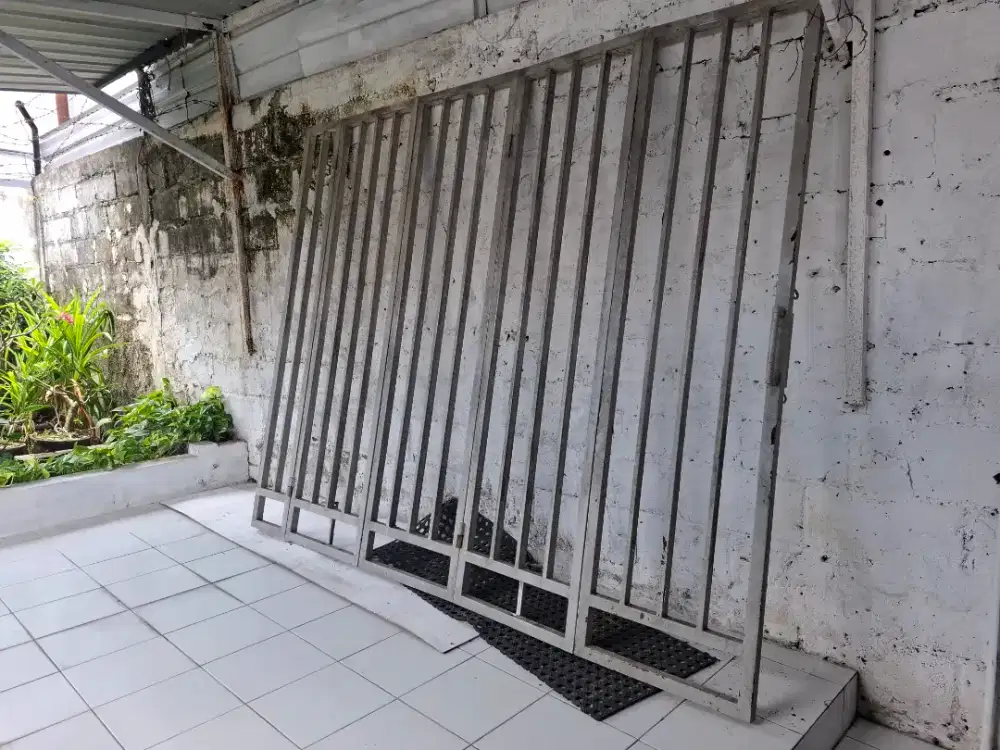 Pager Lipat Besi / Folding gate