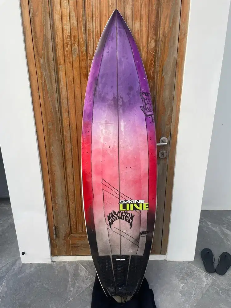 Lost Driver 2.0 surfboard 5’8 26.45L – Futures – Dylan Wilcoxen – 5.5M