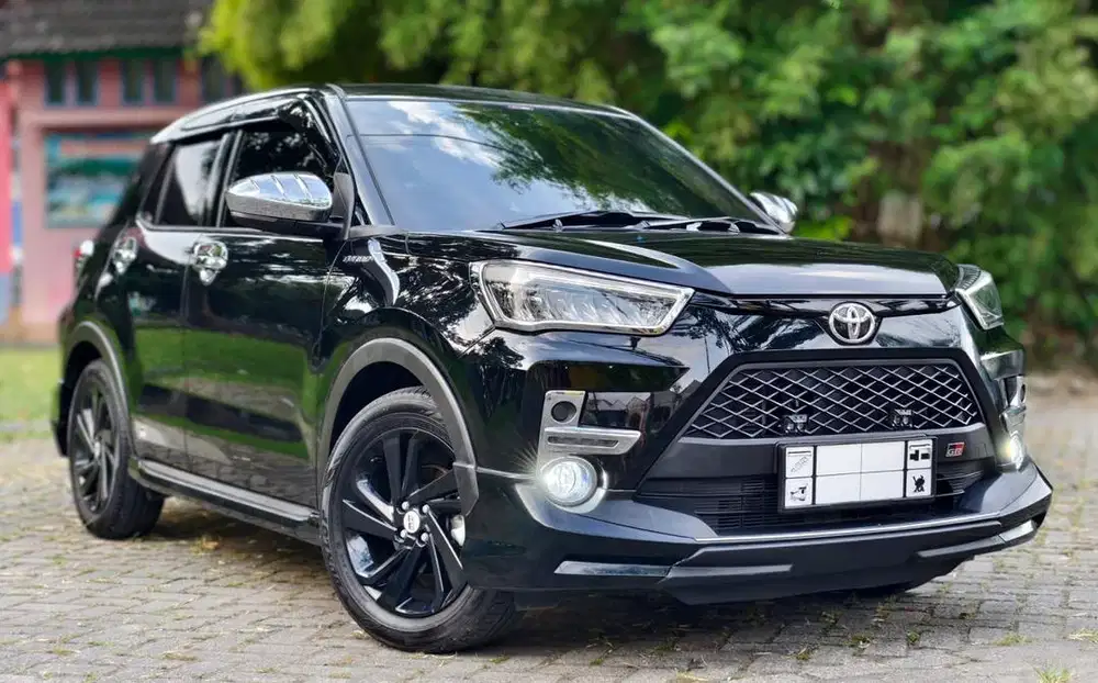 Di jual toyota raize 2024 bekas seperti baru