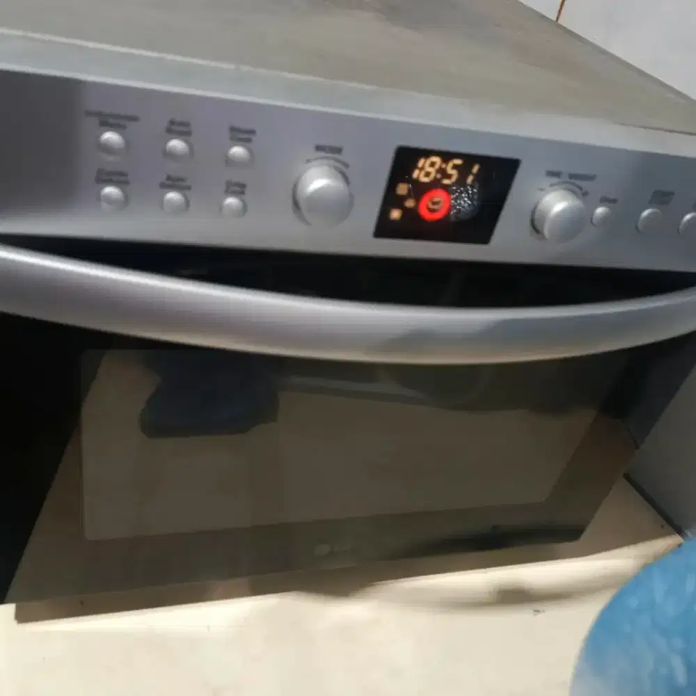 Microwe LG MC8188HRC (seri SolarDom Convection