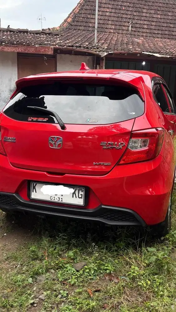 mobil brio satya plat K