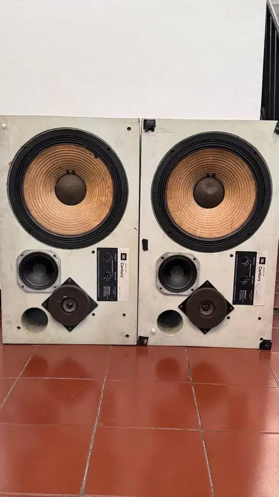 Speaker JBL L100