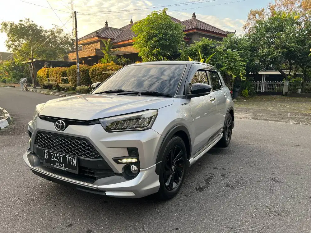 Toyota Raize 1.0 Turbo GR Sport two tone Automatic 2021