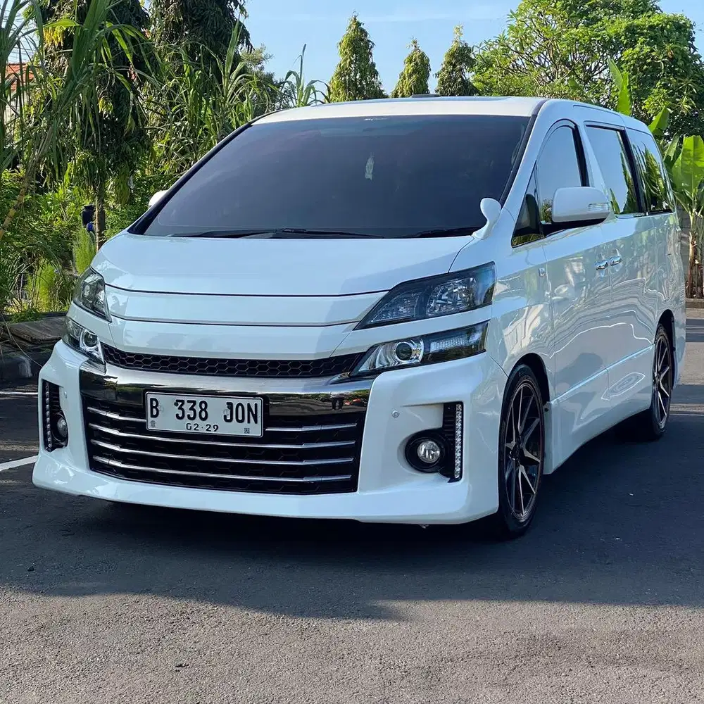 Toyota Vellfire GS 2.4 AT - 2013