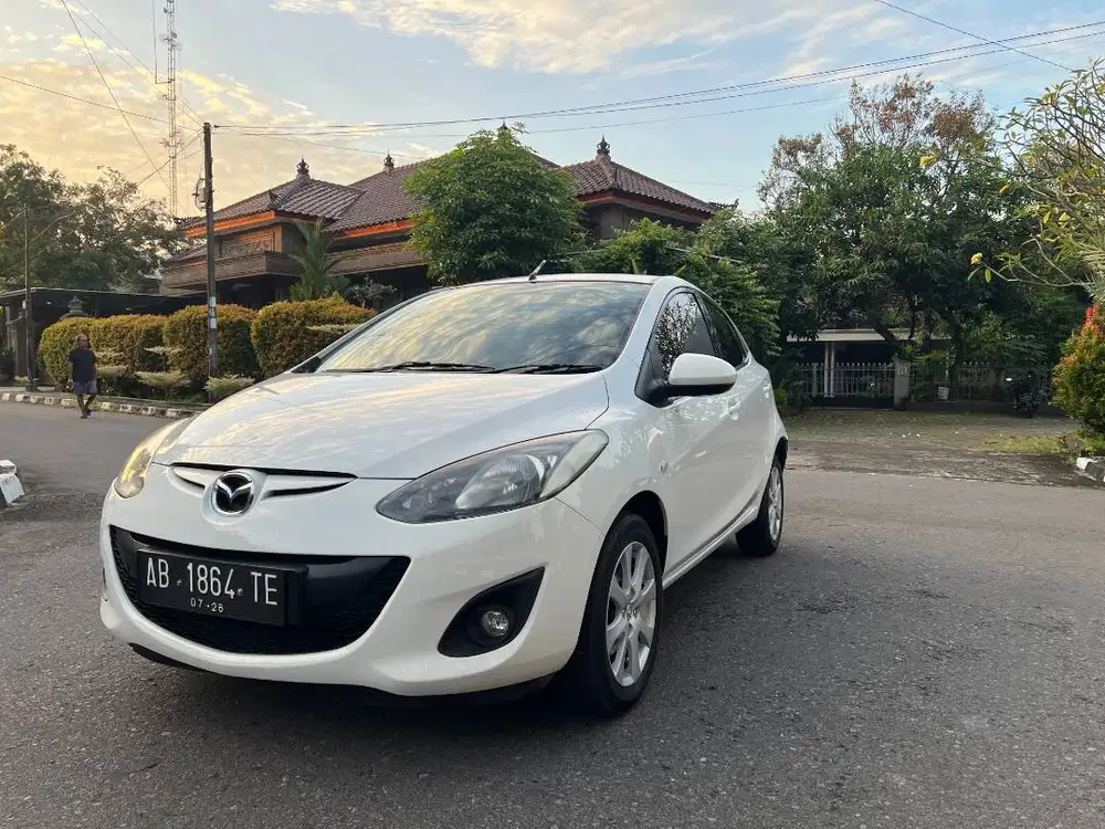 Mazda 2 1.5 Sport Automatic 2010