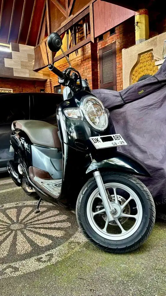 New scoopy stylist 2019