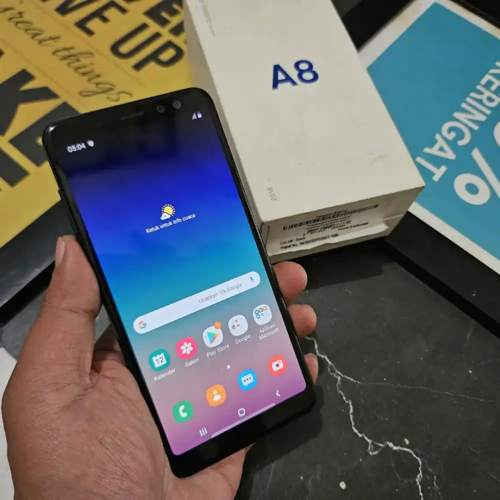 SAMSUNG GALAXY A8 2018 NFC 4/64 GB WHIT BOX DUAL SIM EX SEIN NORMAL