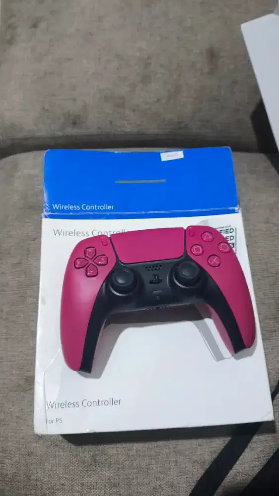 Stik dualsense ds5 ps5 ori merah lava with box