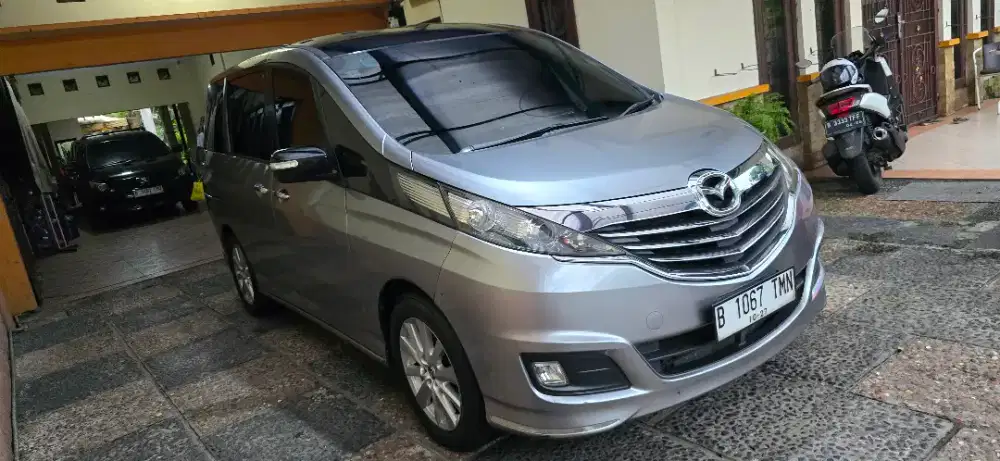 Mazda Biante Skyactive 2015